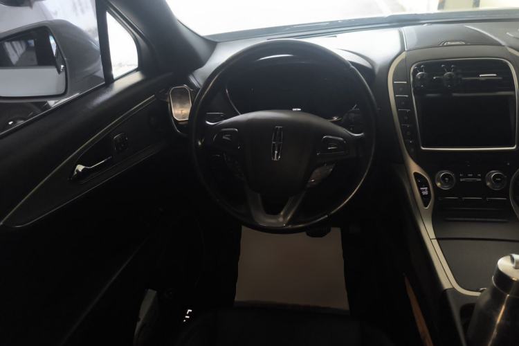 Used Lincoln MKX 2015 2.0T Four-Wheel Drive Luxury Edition Steering Wheel