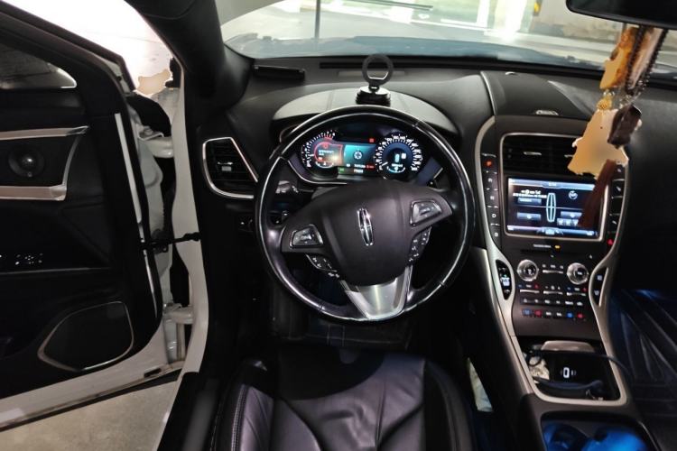 Used Lincoln MKX 2015 2.0T Four-Wheel Drive Luxury Edition Steering Wheel