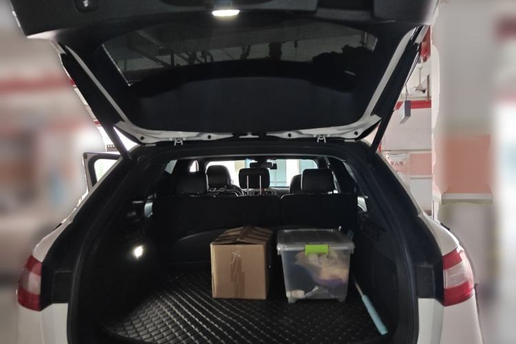 Used Lincoln MKX 2015 2.0T Four-Wheel Drive Luxury Edition Trunk
