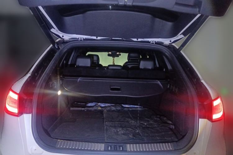 Used Lincoln MKX 2015 2.7T Four-Wheel Drive Prestige Edition Trunk