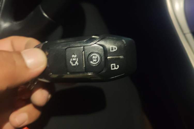 Used Lincoln MKX 2015 2.0T Four-Wheel Drive Luxury Edition Vehicle Key