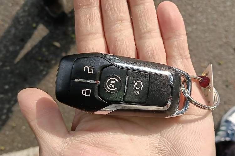 Used Lincoln MKX 2015 2.0T Four-Wheel Drive Luxury Edition Vehicle Key