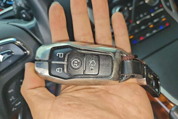 Used Lincoln MKX 2015 2.7T Four-Wheel Drive Prestige Edition Vehicle Key