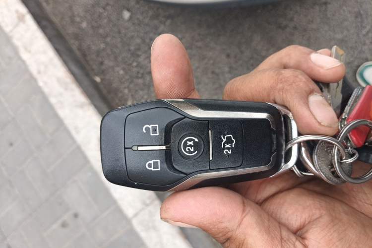 Used Lincoln MKX 2015 2.7T Four-Wheel Drive Prestige Edition Vehicle Key