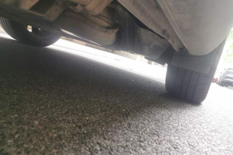 Used Lincoln MKX  Chassis Front Left