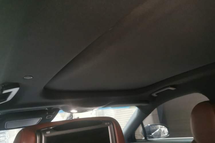 Used Lincoln MKX  Headliner
