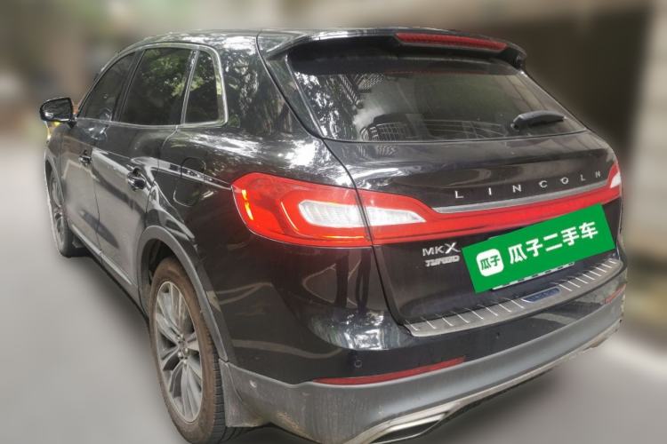 Used Lincoln MKX  Rear Left 45 Deg