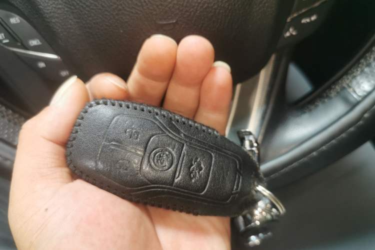 Used Lincoln MKX  Vehicle Key