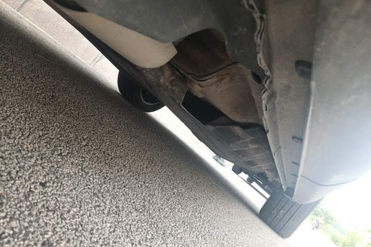 Used Lincoln MKX  Chassis Rear Right