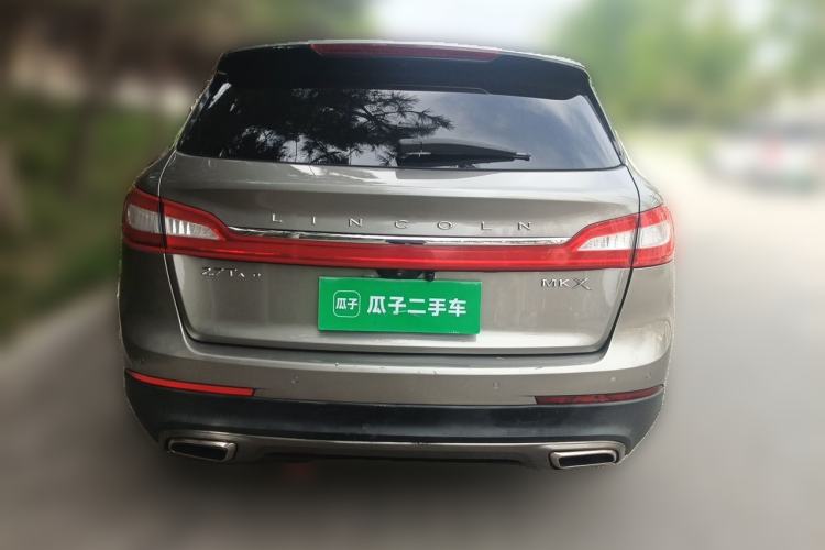 Used Lincoln MKX  Rear