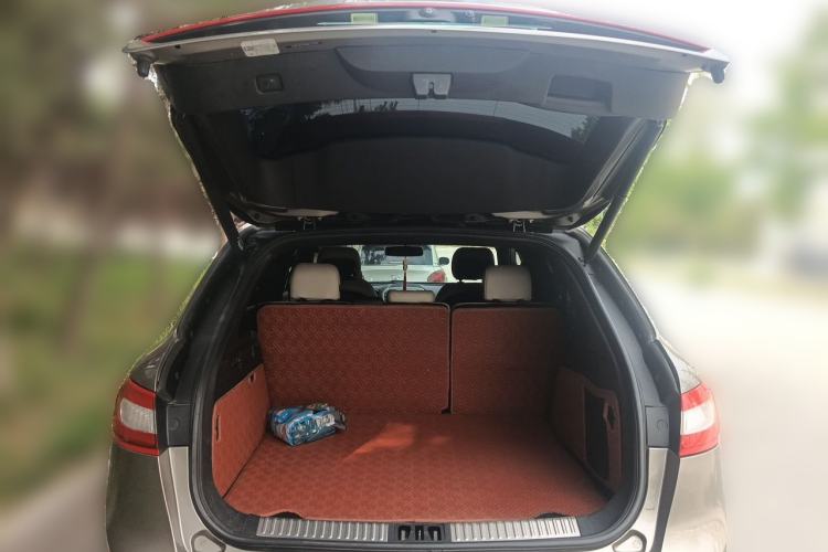 Used Lincoln MKX  Trunk