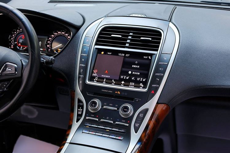 Used Lincoln MKX 2017 2.7T Four-Wheel Drive Prestige Edition Audio And AC Panel