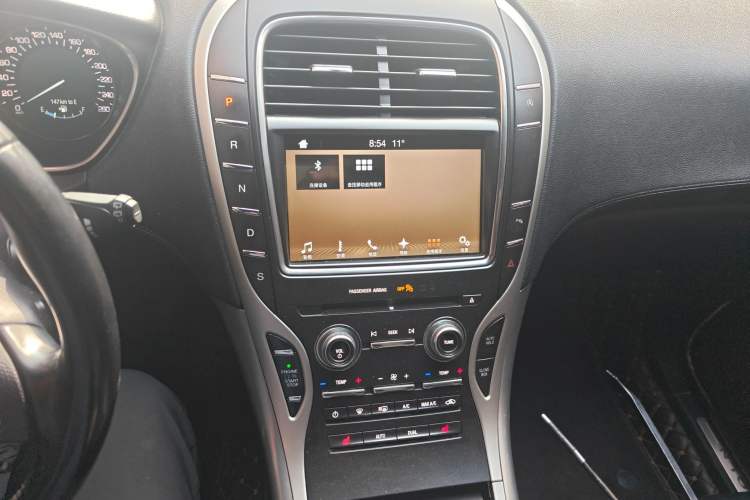 Used Lincoln MKX 2017 2.0T Two-Wheel Drive Deluxe Edition Audio And AC Panel