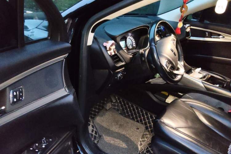 Used Lincoln MKX 2017 2.0T Two-Wheel Drive Deluxe Edition Driver Seat