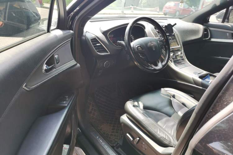 Used Lincoln MKX 2017 2.0T Two-Wheel Drive Deluxe Edition Driver Seat