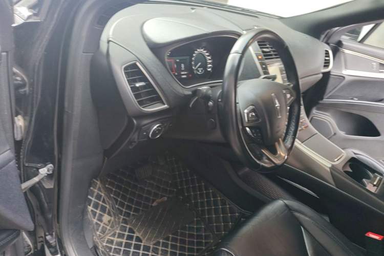 Used Lincoln MKX 2017 2.0T Two-Wheel Drive Deluxe Edition Driver Seat