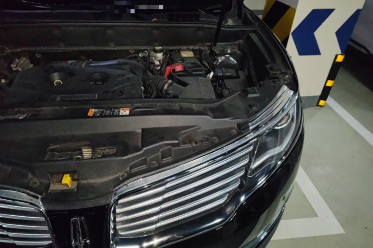 Used Lincoln MKX 2017 2.0T Four-Wheel Drive Zunya Edition Engine Bay Left