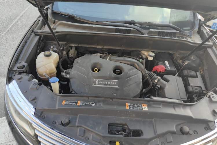 Used Lincoln MKX 2017 2.0T Four-Wheel Drive Zunya Edition Engine Bay Right