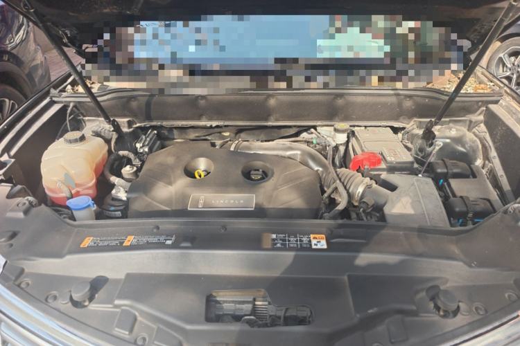 Used Lincoln MKX 2017 2.0T Two-Wheel Drive Deluxe Edition Engine Bay