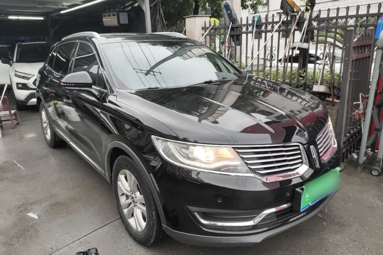 Used Lincoln MKX 2017 2.0T Two-Wheel Drive Deluxe Edition Exterior 1