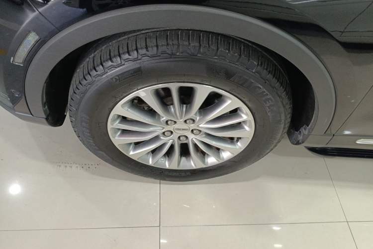 Used Lincoln MKX 2017 2.0T Four-Wheel Drive Zunya Edition Exterior 1