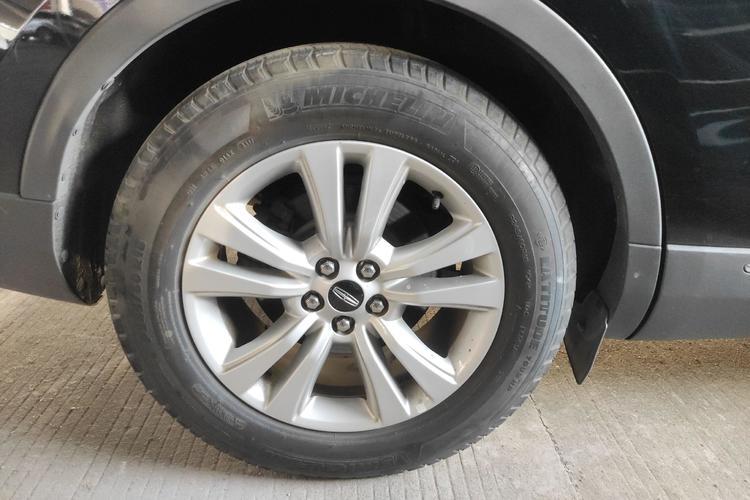 Used Lincoln MKX 2017 2.0T Two-Wheel Drive Deluxe Edition Exterior 13