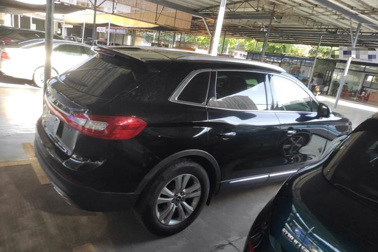 Used Lincoln MKX 2017 2.0T Two-Wheel Drive Deluxe Edition Exterior 14