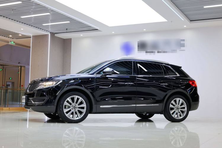 Used Lincoln MKX 2017 2.7T Four-Wheel Drive Prestige Edition Exterior 2
