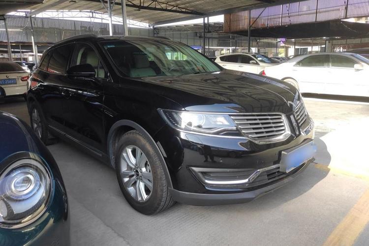 Used Lincoln MKX 2017 2.0T Two-Wheel Drive Deluxe Edition Exterior 2
