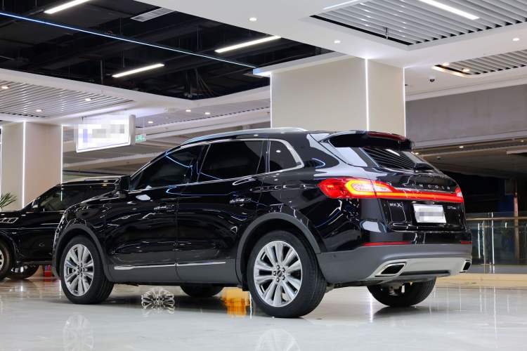 Used Lincoln MKX 2017 2.7T Four-Wheel Drive Prestige Edition Exterior 3