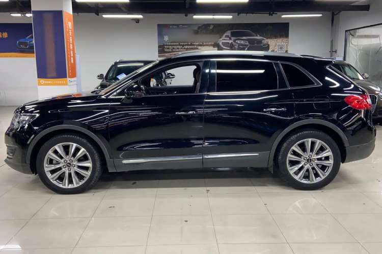 Used Lincoln MKX 2017 2.7T Four-Wheel Drive Prestige Edition Exterior 5