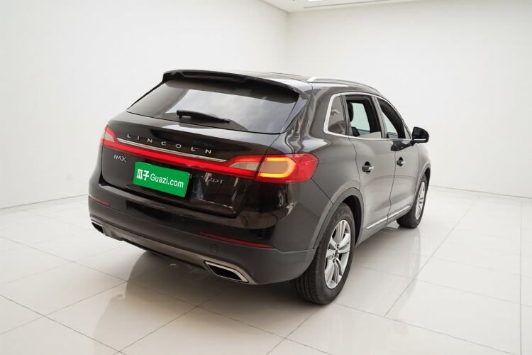 Used Lincoln MKX 2017 2.0T Two-Wheel Drive Deluxe Edition Exterior 5