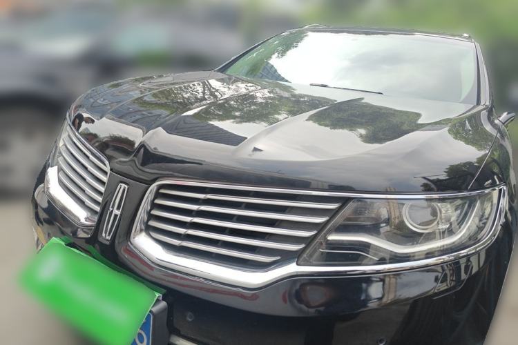 Used Lincoln MKX 2017 2.0T Two-Wheel Drive Deluxe Edition Front