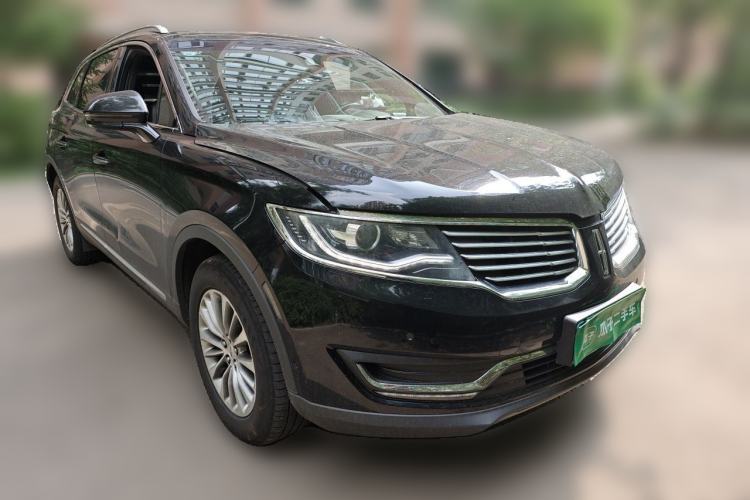 Used Lincoln MKX 2017 2.0T Four-Wheel Drive Zunya Edition Front Right 45 Deg