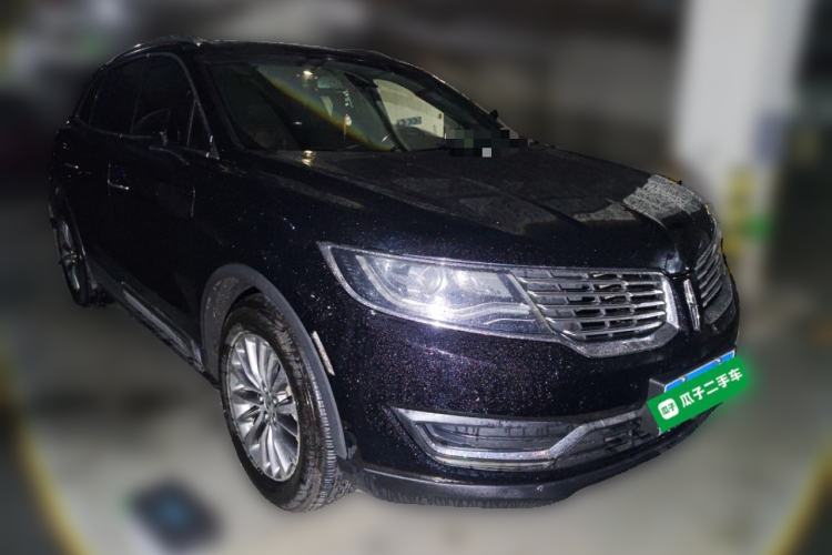 Used Lincoln MKX 2017 2.0T Four-Wheel Drive Zunya Edition Front Right 45 Deg