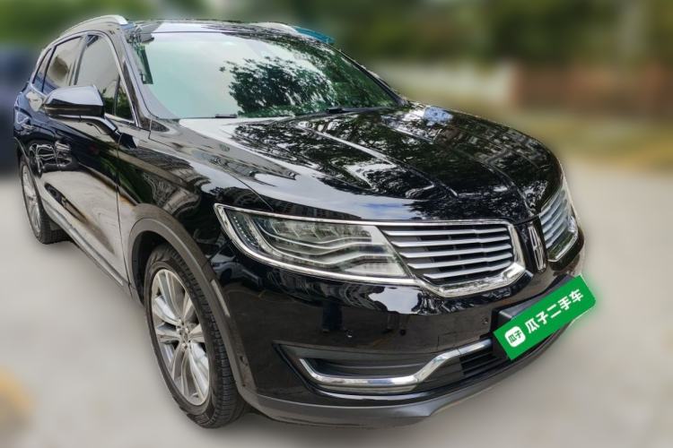 Used Lincoln MKX 2017 2.7T Four-Wheel Drive Prestige Edition Front Right 45 Deg