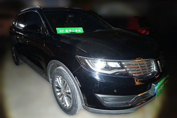 Used Lincoln MKX 2017 2.0T Four-Wheel Drive Zunya Edition Front Right 45 Deg