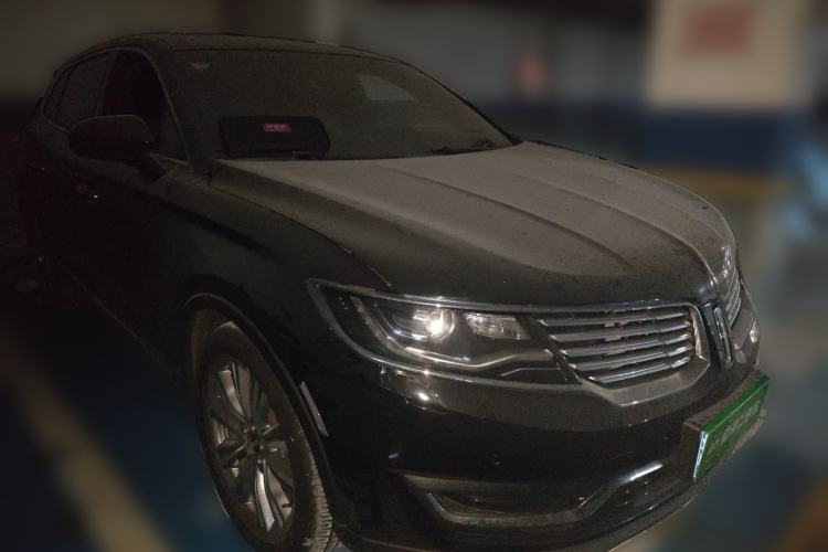 Used Lincoln MKX 2017 2.7T Four-Wheel Drive Prestige Edition Front Right 45 Deg