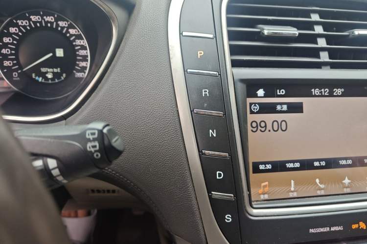 Used Lincoln MKX 2017 2.0T Four-Wheel Drive Zunya Edition Gear Lever