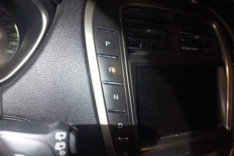 Used Lincoln MKX 2017 2.0T Four-Wheel Drive Zunya Edition Gear Lever