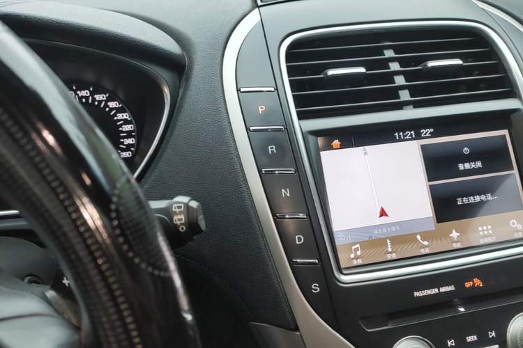 Used Lincoln MKX 2017 2.0T Two-Wheel Drive Deluxe Edition Gear Lever