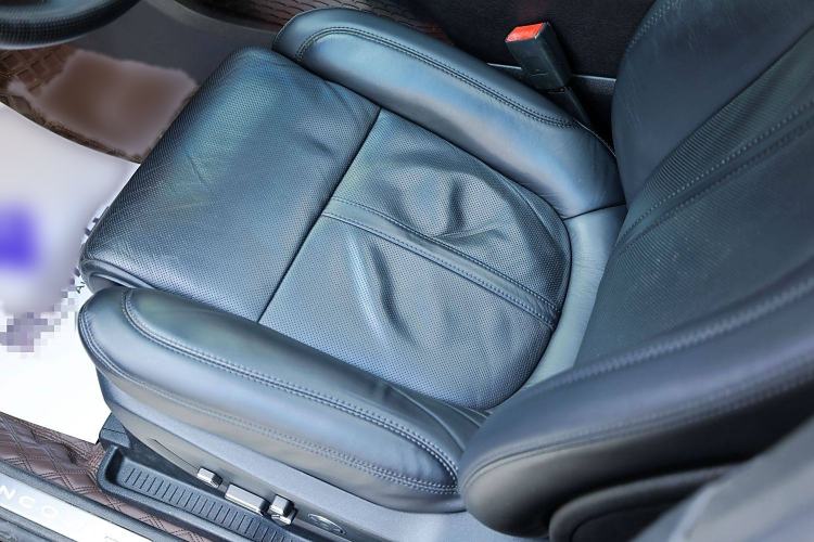 Used Lincoln MKX 2017 2.7T Four-Wheel Drive Prestige Edition Interior 9