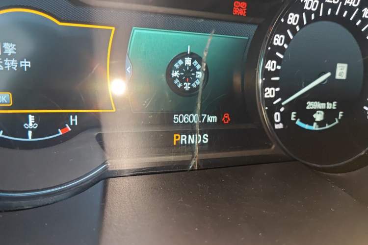 Used Lincoln MKX 2017 2.7T Four-Wheel Drive Prestige Edition Odometer Close Up