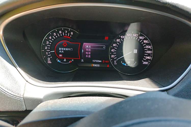 Used Lincoln MKX 2017 2.7T Four-Wheel Drive Prestige Edition Odometer Close Up