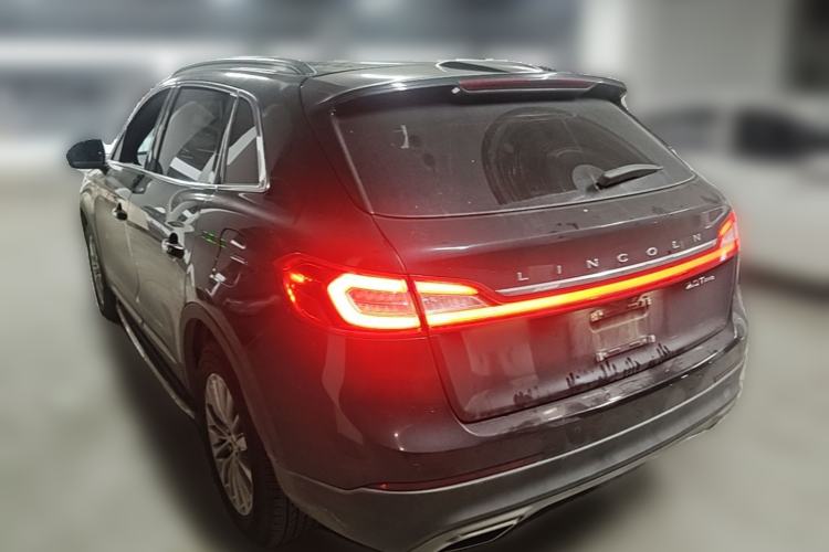 Used Lincoln MKX 2017 2.0T Four-Wheel Drive Zunya Edition Rear Left 45 Deg