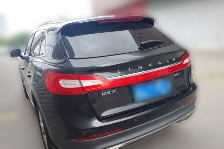 Used Lincoln MKX 2017 2.0T Two-Wheel Drive Deluxe Edition Rear Left 45 Deg