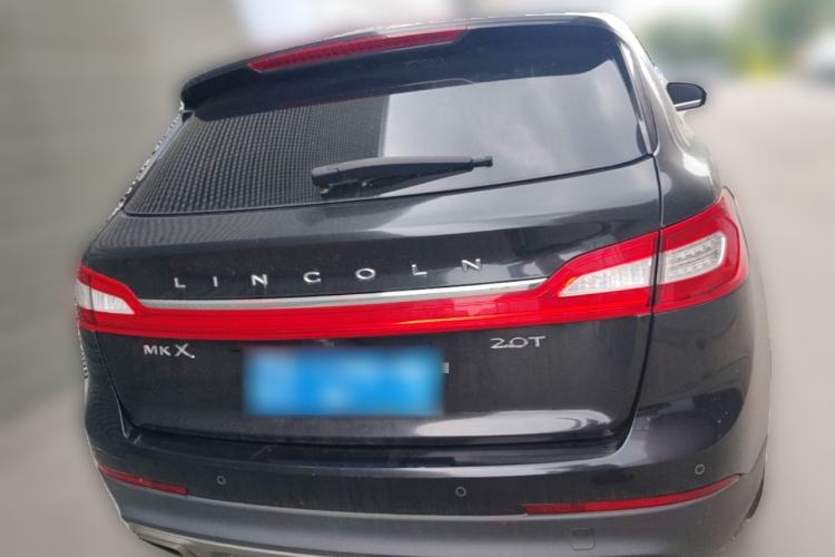 Used Lincoln MKX 2017 2.0T Two-Wheel Drive Deluxe Edition Rear