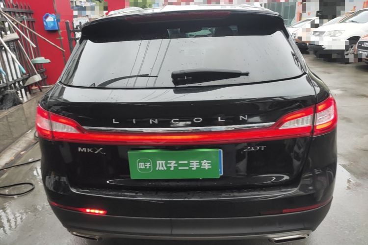 Used Lincoln MKX 2017 2.0T Two-Wheel Drive Deluxe Edition Rear
