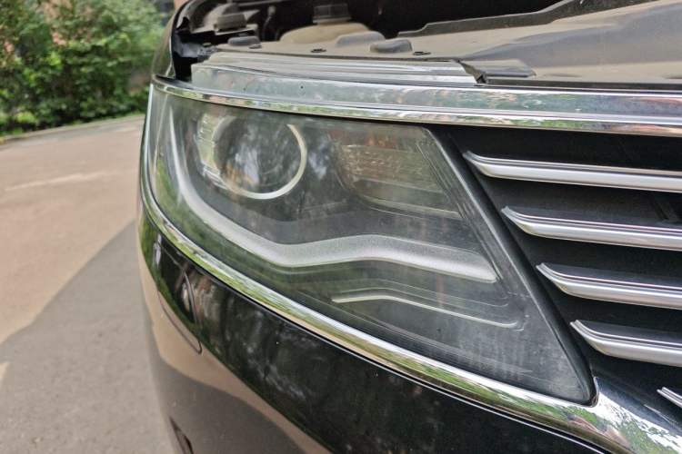 Used Lincoln MKX 2017 2.0T Four-Wheel Drive Zunya Edition Right Front Headlight