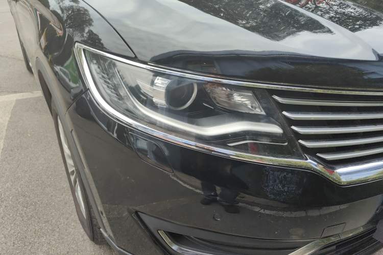 Used Lincoln MKX 2017 2.0T Four-Wheel Drive Zunya Edition Right Front Headlight